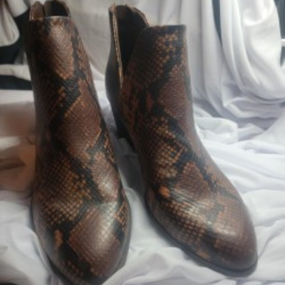SO Brown Faux Snakeskin Ankle Boots – Pointed Toe – 2" Heel – NWOT